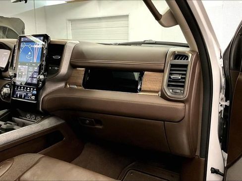Used 2025 RAM 1500 Limited AWD/4WD image 20