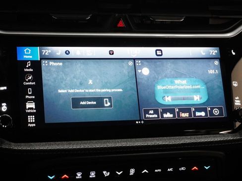 New 2026 Jeep Cherokee Laredo image 22