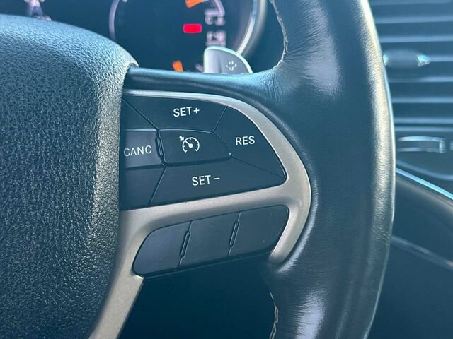 Used 2016 Jeep Grand Cherokee Limited w/ Trailer Tow Group IV AWD/4WD image 30