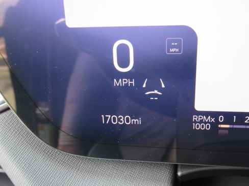 Used 2026 Buick Enclave Preferred FWD image 29