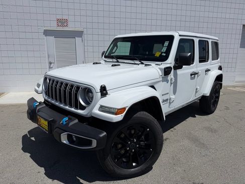 Used 2024 Jeep Wrangler Unlimited Sahara AWD/4WD image 1