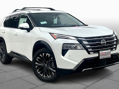 New 2026 Nissan Rogue Platinum image 2