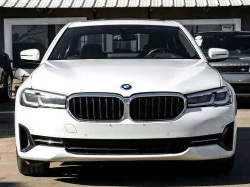 Used 2023 BMW 530e image 8