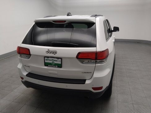 Used 2020 Jeep Grand Cherokee Laredo w/ 18" Wheel & 8.4" Radio Group AWD/4WD image 7