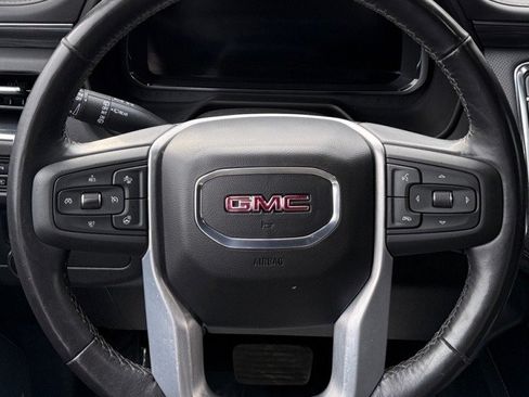 Used 2022 GMC Yukon SLT w/ SLT Premium Package AWD/4WD image 18