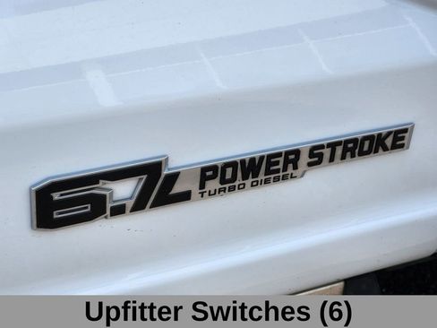Used 2024 Ford F350 Lariat w/ Lariat Ultimate Package AWD/4WD image 16
