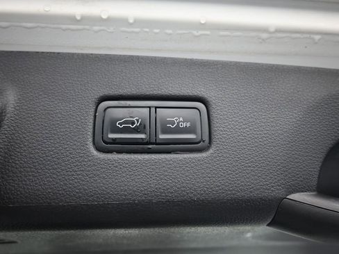 Certified 2024 Kia Carnival SX image 23