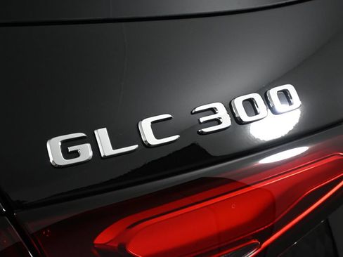 Certified 2026 Mercedes-Benz GLC 300 image 27