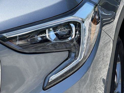 Used 2021 GMC Terrain SLT w/ Infotainment Package II AWD/4WD image 35