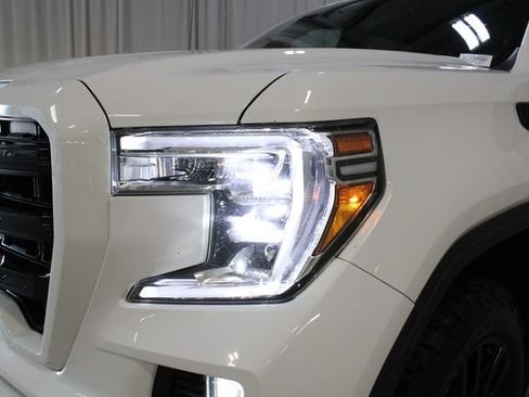 Used 2020 GMC Sierra 1500 Elevation w/ Elevation Value Package AWD/4WD image 34