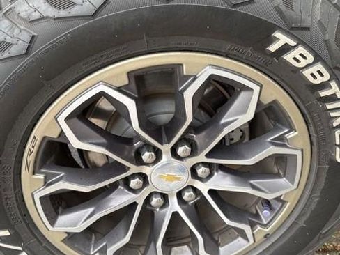 Used 2019 Chevrolet Colorado W/T w/ WT Convenience Package image 22