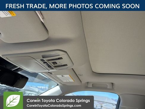 Used 2024 Toyota Highlander Platinum image 13