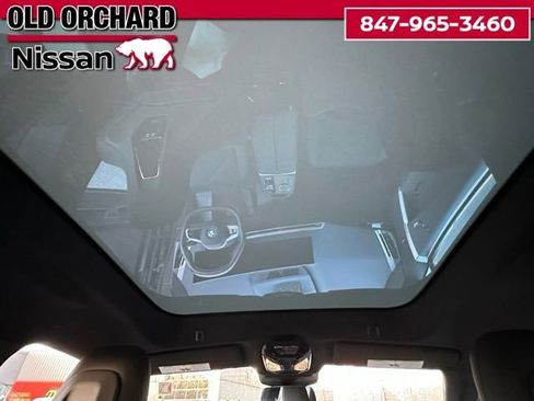 Used 2023 BMW iX xDrive50 w/ Ultimate Package 2 image 14