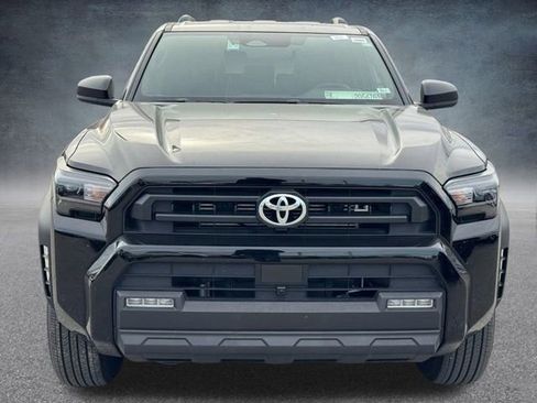 Used 2025 Toyota 4Runner SR5 image 10