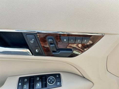 Used 2011 Mercedes-Benz E 350 Coupe image 22