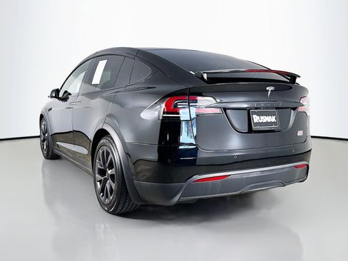 Used 2022 Tesla Model X Plaid image 5