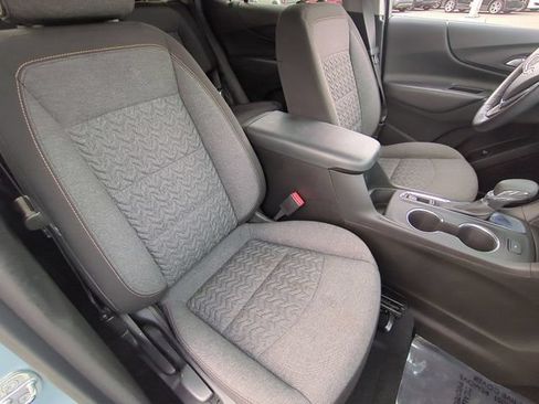 Used 2022 Chevrolet Equinox LT FWD image 34