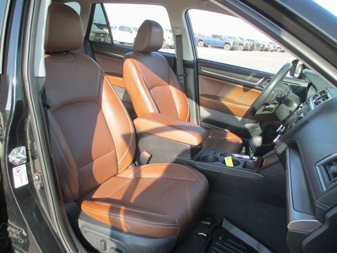 Used 2019 Subaru Outback 2.5i Touring w/ Popular Package #3A image 20