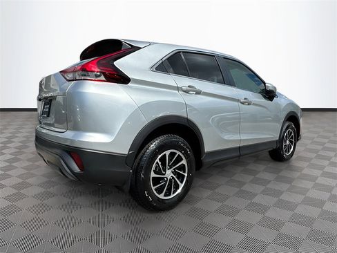Used 2025 Mitsubishi Eclipse Cross ES image 6