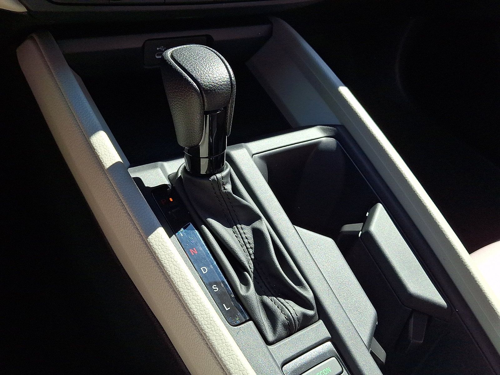 Used 2023 Honda Accord LX image 13