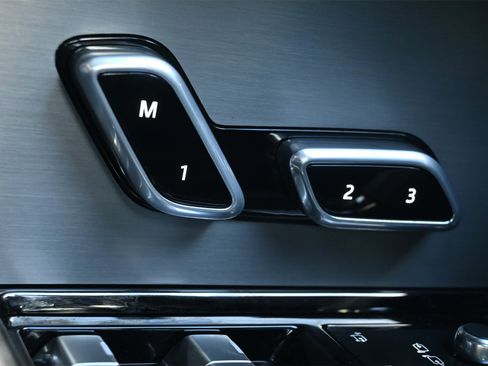 Used 2024 Land Rover Range Rover Sport Dynamic SE image 16