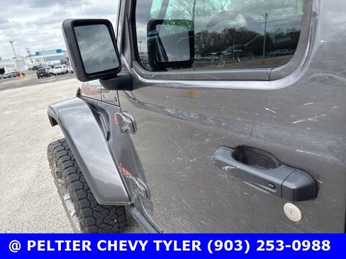 Used 2025 Jeep Gladiator Mojave image 11