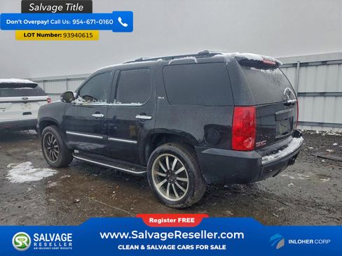 Used 2012 Cadillac Escalade Luxury image 3