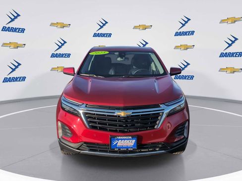 Used 2023 Chevrolet Equinox LT image 3