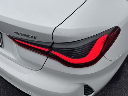 Used 2023 BMW 430i xDrive Coupe w/ Premium Package image 12