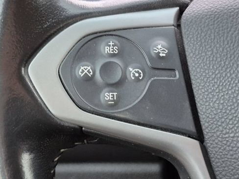 Used 2021 Chevrolet Colorado LT w/ Safety Package RWD image 12