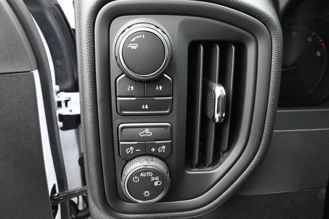 New 2026 Chevrolet Silverado 2500 W/T AWD/4WD image 34