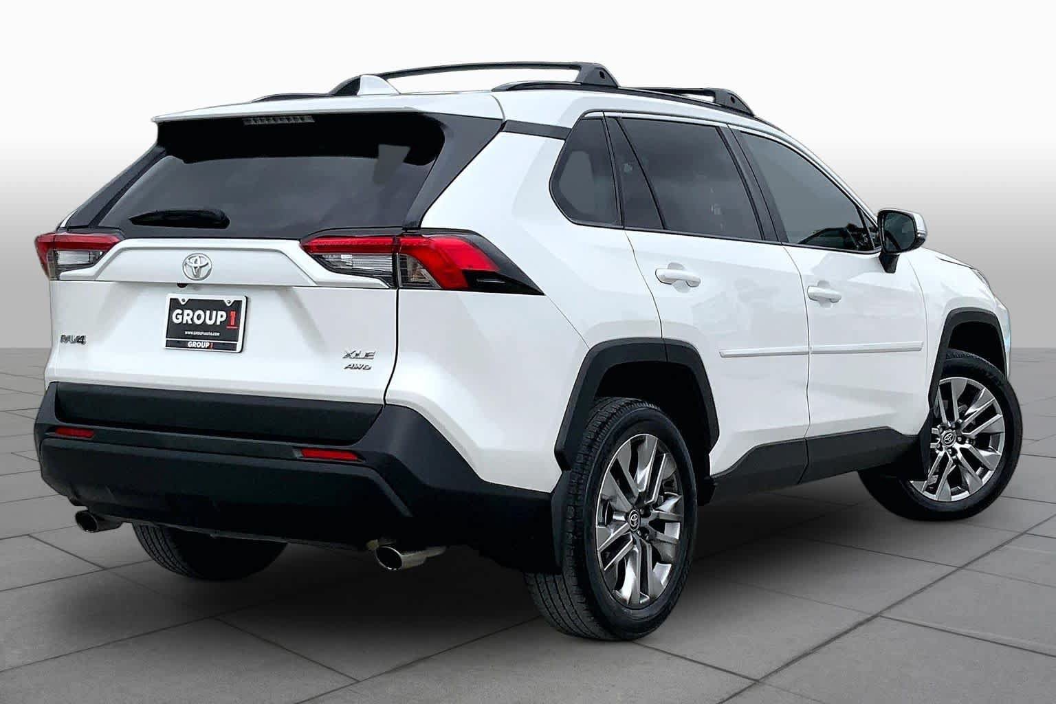 Used 2023 Toyota RAV4 XLE Premium AWD/4WD image 13