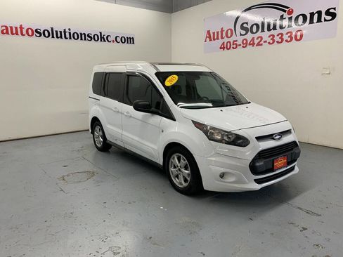 Used 2015 Ford Transit Connect XLT image 1