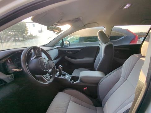 Used 2023 Subaru Outback Premium AWD/4WD image 6