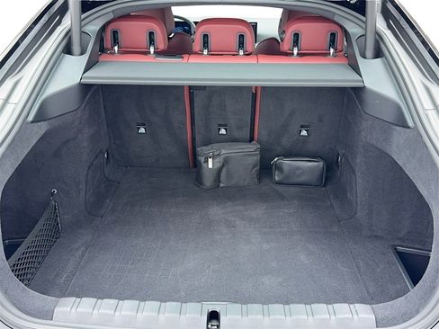 Used 2025 BMW i4 eDrive40 image 12