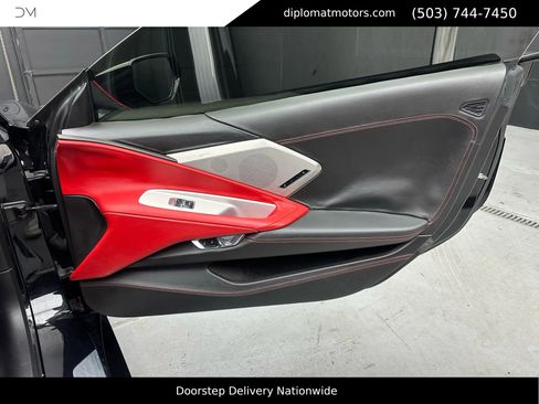 Used 2020 Chevrolet Corvette Stingray Premium Cpe w/ 3LT Preferred Equipment Group image 33