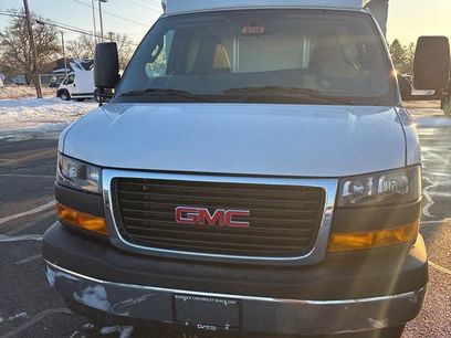New 2025 GMC Savana 3500 w/ Power Convenience Package