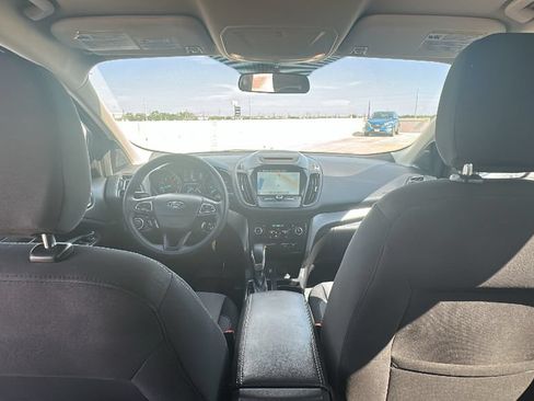 Used 2018 Ford Escape SE w/ SE Sync 3 Package FWD image 27