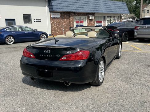 Used 2010 INFINITI G37 Sport w/ Premium Pkg image 16