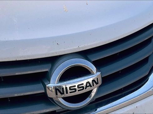 Used 2015 Nissan Versa Note SV FWD image 25