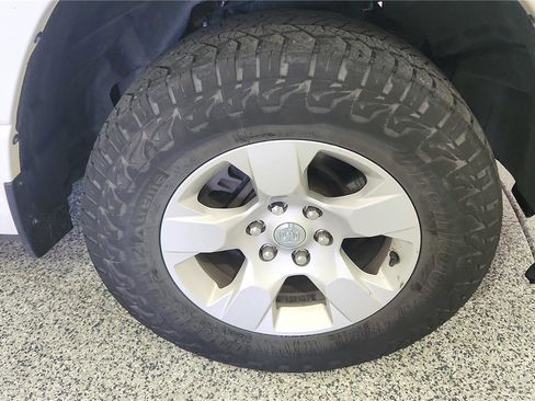 Used 2023 RAM 1500 Big Horn AWD/4WD image 13