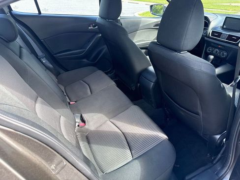 Used 2016 MAZDA MAZDA3 i Touring FWD image 13