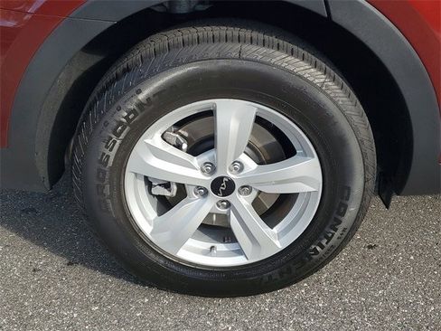 Used 2025 Kia Sorento LX image 5