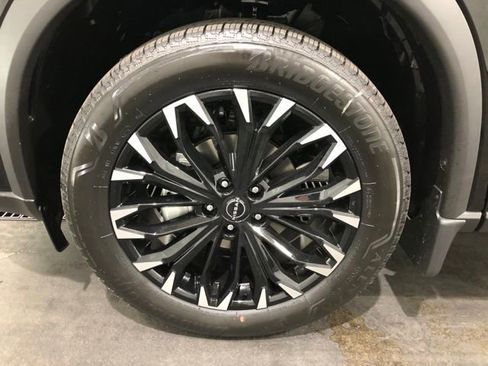 New 2026 Nissan Rogue SV AWD/4WD image 22