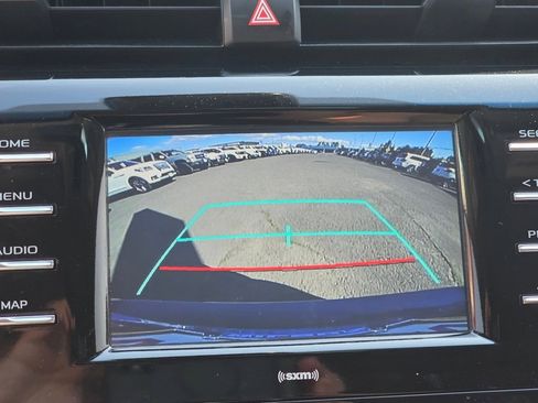 Used 2020 Toyota Camry LE image 14