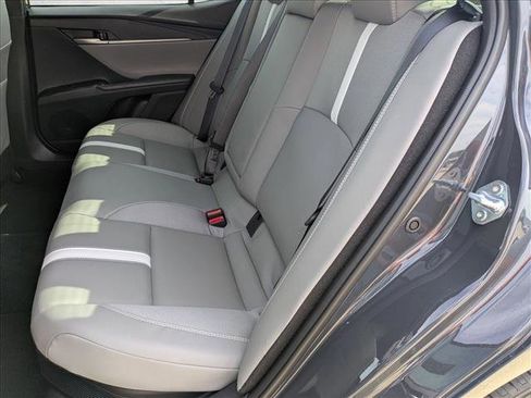 Used 2026 Toyota Camry SE w/ Convenience Package FWD image 16