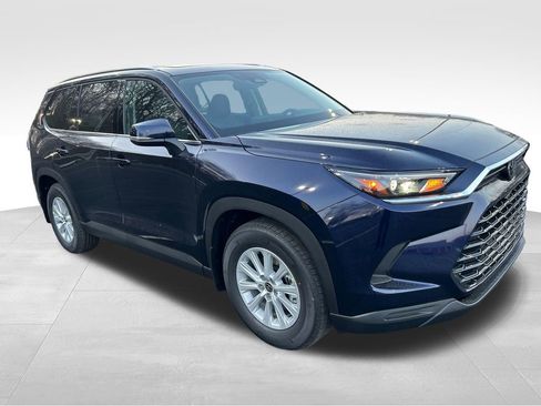 New 2026 Toyota Grand Highlander AWD image 7