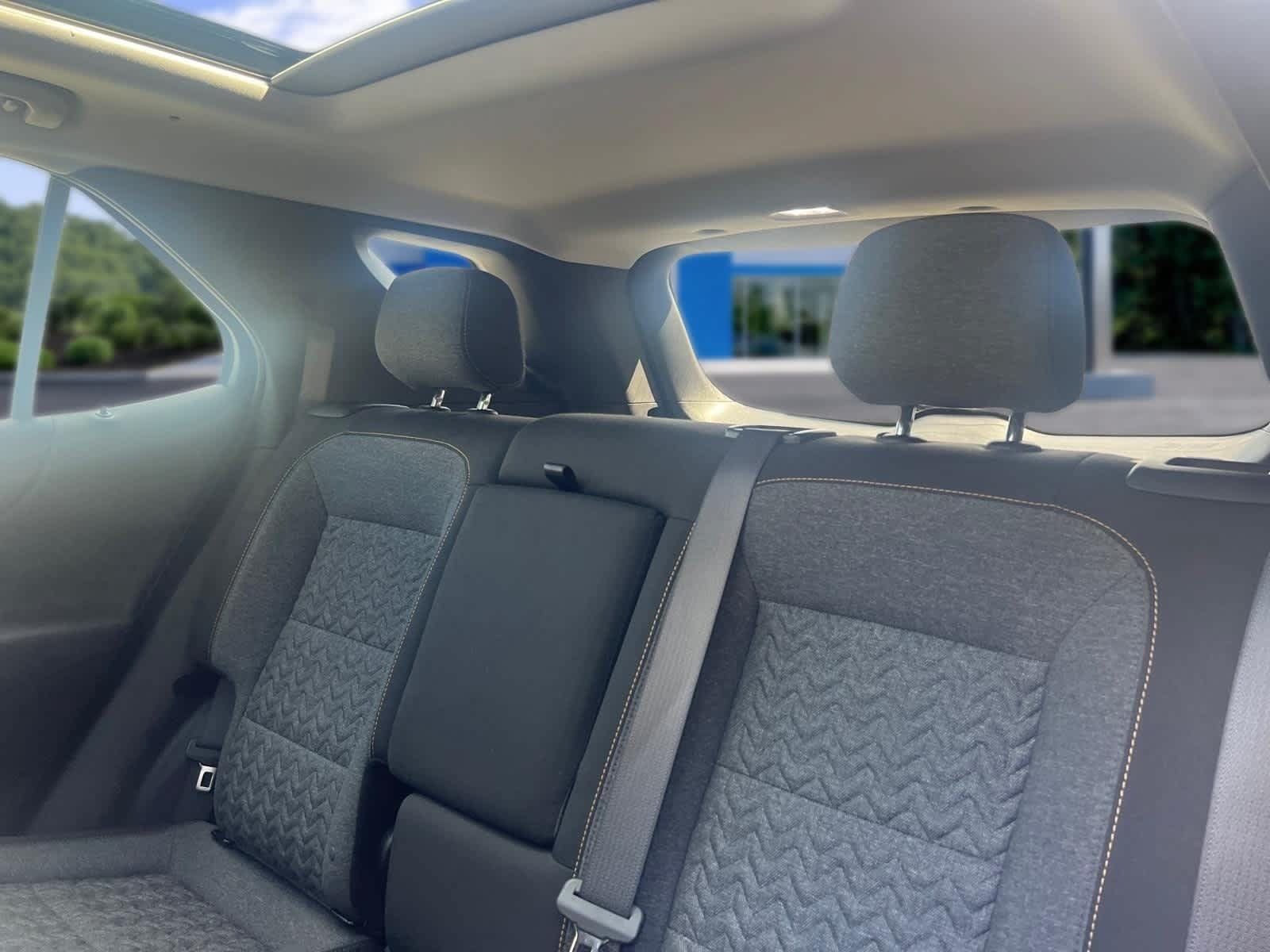 Certified 2024 Chevrolet Equinox LT AWD/4WD image 27