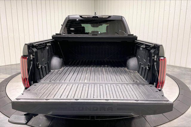 Used 2024 Toyota Tundra Platinum AWD/4WD image 39