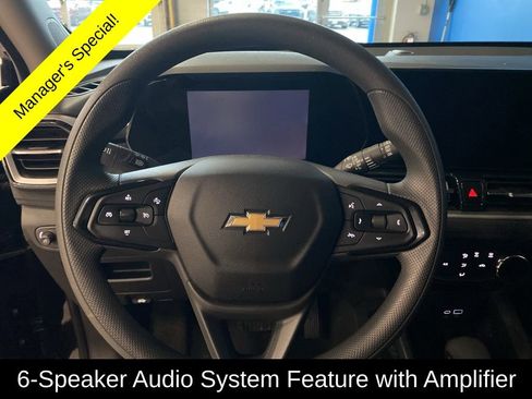 Used 2025 Chevrolet TrailBlazer LT w/ Driver Confidence Package image 6